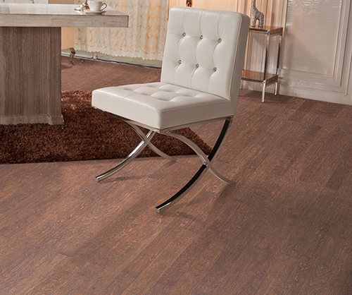 “鯰魚效應(yīng)”凸顯 地板產(chǎn)業(yè)轉(zhuǎn)型環(huán)保成必然