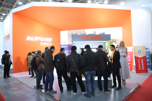 �W�ռ��������౱�������� ���𽡿��������x�L��