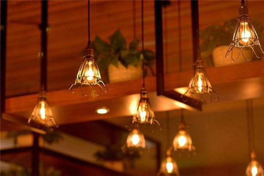 �������ʮ��Ʒ�ƌ��M��ȫ�µİl(f��)չ�r��