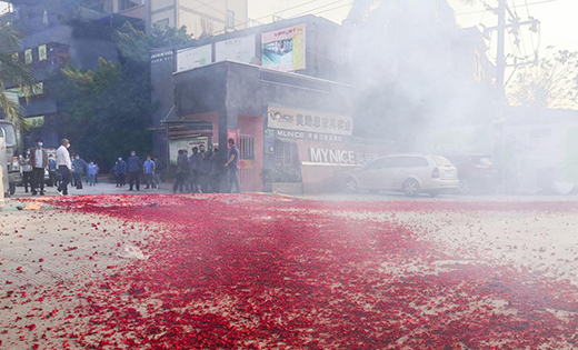 �^��ȫ�ݶ�����ʽ��(f��)����(f��)�a(ch��n) �^���m(x��)���I(y��)�A��