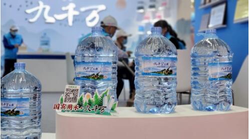 打造品牌差異化，九千萬山泉深入人心