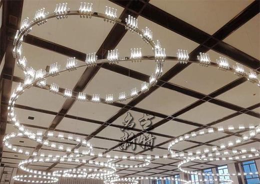 һ��M���������ğ���������g���Ƴ���ͬ�Շ�