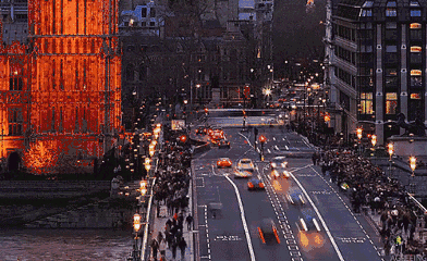 ���h�T(m��n)�I(y��)ح����ɫ�ʴ��䣬׌���c����ͬ!