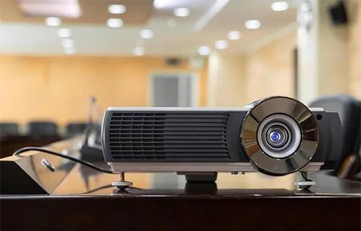 LED、激光和汞燈 投影機三大基礎技術 消費端如何選擇?