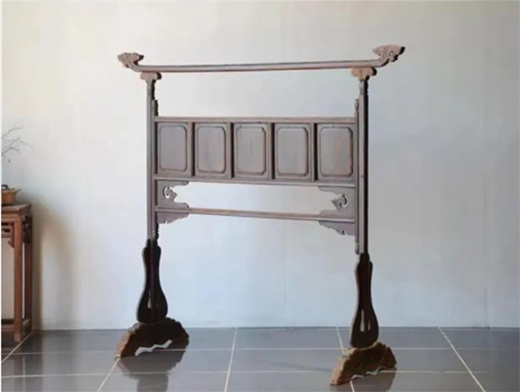 ���¼ܡ��Ŵ��Y���µľ����L(f��ng)��