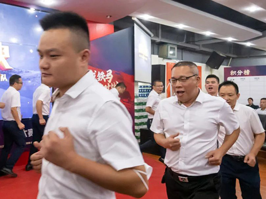 “金戈鐵馬 英雄對(duì)戰(zhàn)”強(qiáng)輝陶瓷營銷PK賽正式開啟!