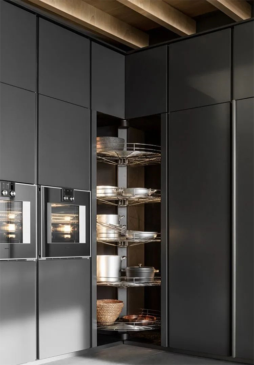 ���b������˹�ֵ²��P䓏N���c��һ���ý�����Ʒ�����b��!