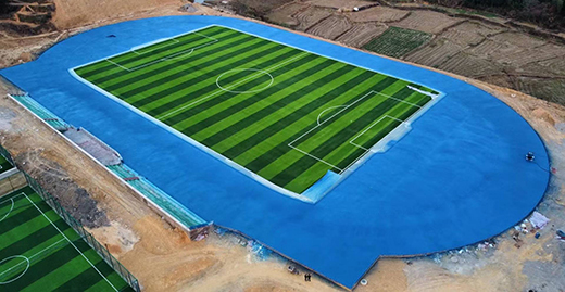 ���z�ܵ������ɫ����Щ?