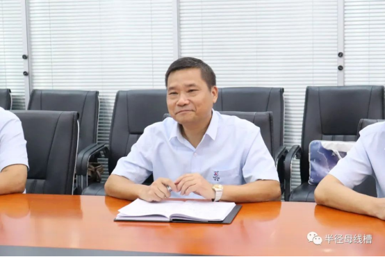 半徑母線槽攜手恒富建設(shè)集團(tuán):共筑戰(zhàn)略合作新篇章